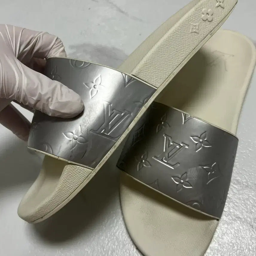 [BUNJANG] Louis Vuitton Waterfront Monogram Slippers / [정품] 260전후 / 루이비통 워터프론트 모노그램 슬리퍼