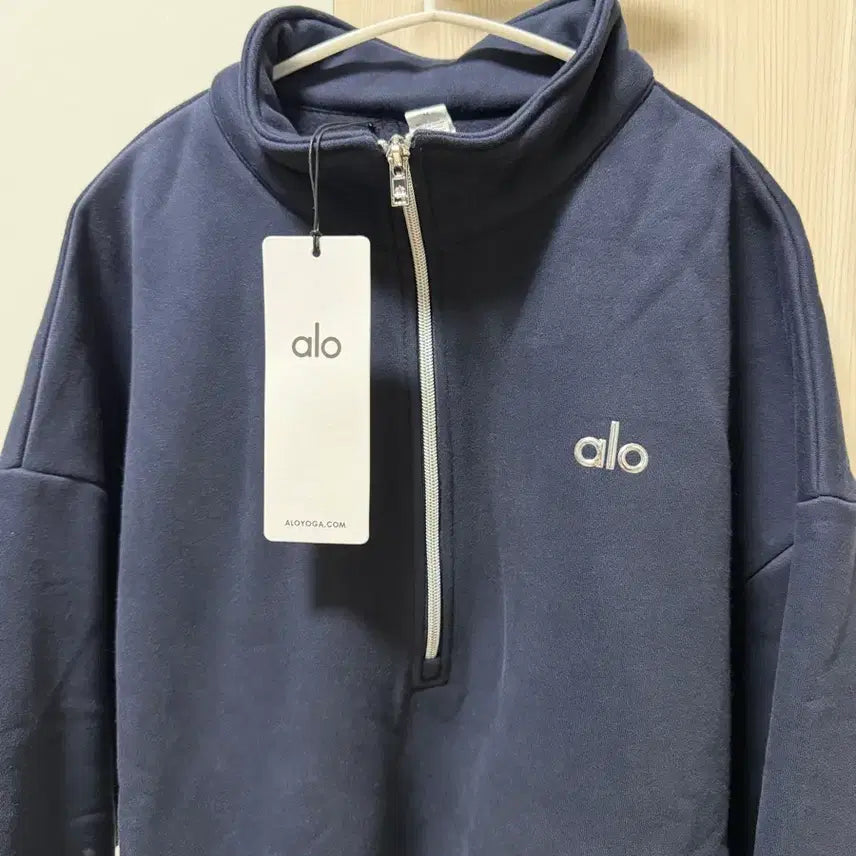 [SOLD OUT] alo 알로 남여공용 기모반집업 맨투맨 M(오버핏)