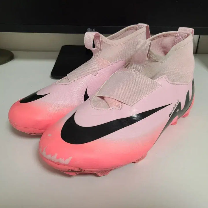 [BUNJANG] Nike Mercurial Superfly 9 Academy Youth Soccer Cleats / 나이키 축구화 240 머큐리얼 수퍼플라이 9 아카데미 유소년 주니어