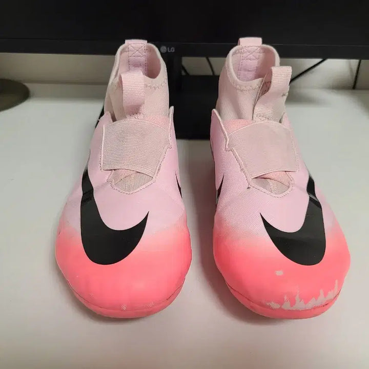[BUNJANG] Nike Mercurial Superfly 9 Academy Youth Soccer Cleats / 나이키 축구화 240 머큐리얼 수퍼플라이 9 아카데미 유소년 주니어