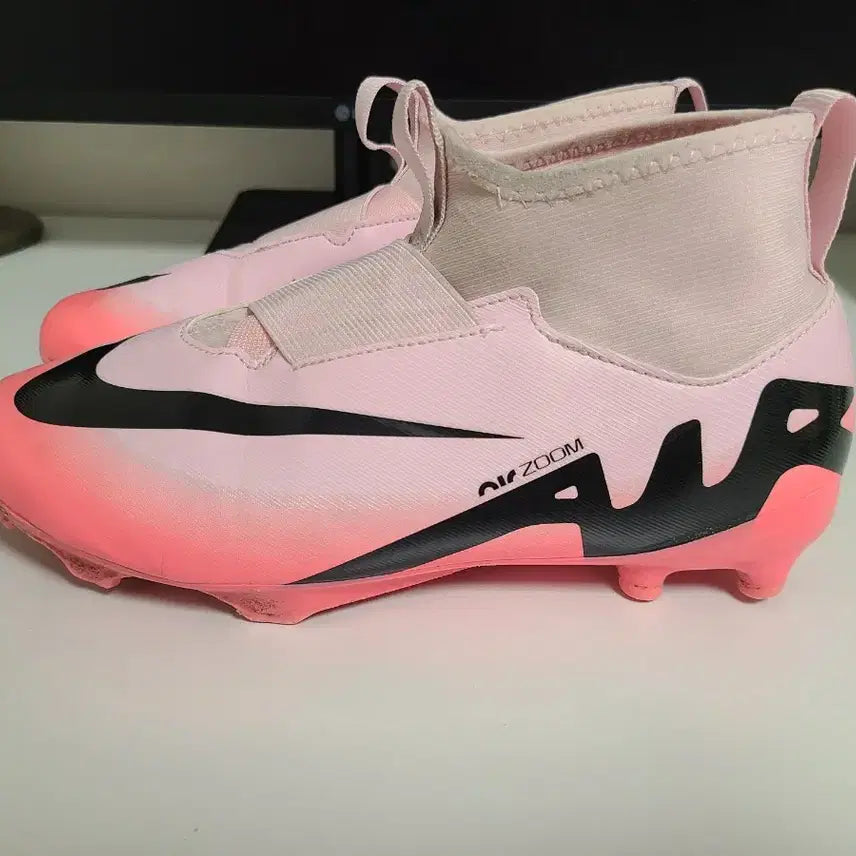 [BUNJANG] Nike Mercurial Superfly 9 Academy Youth Soccer Cleats / 나이키 축구화 240 머큐리얼 수퍼플라이 9 아카데미 유소년 주니어