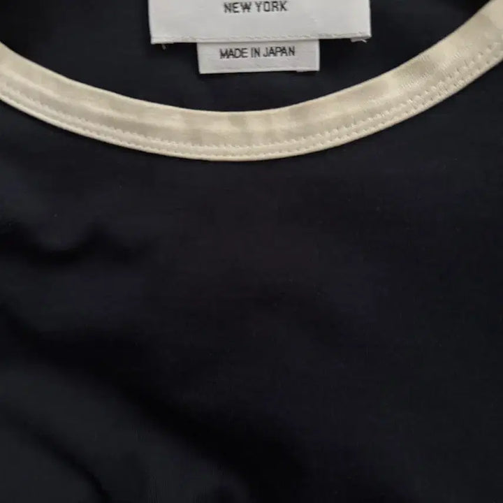[SOLD OUT] 톰브라운 네이비 링거 반팔 티셔츠 급처