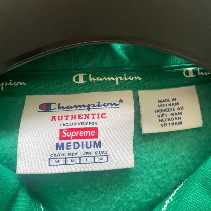 [BUNJANG] Supreme Champion Zip-Up Hooded Sweatshirt Green M / 슈프림 x 챔피온 집업 후드 스웨트셔츠 그린 M