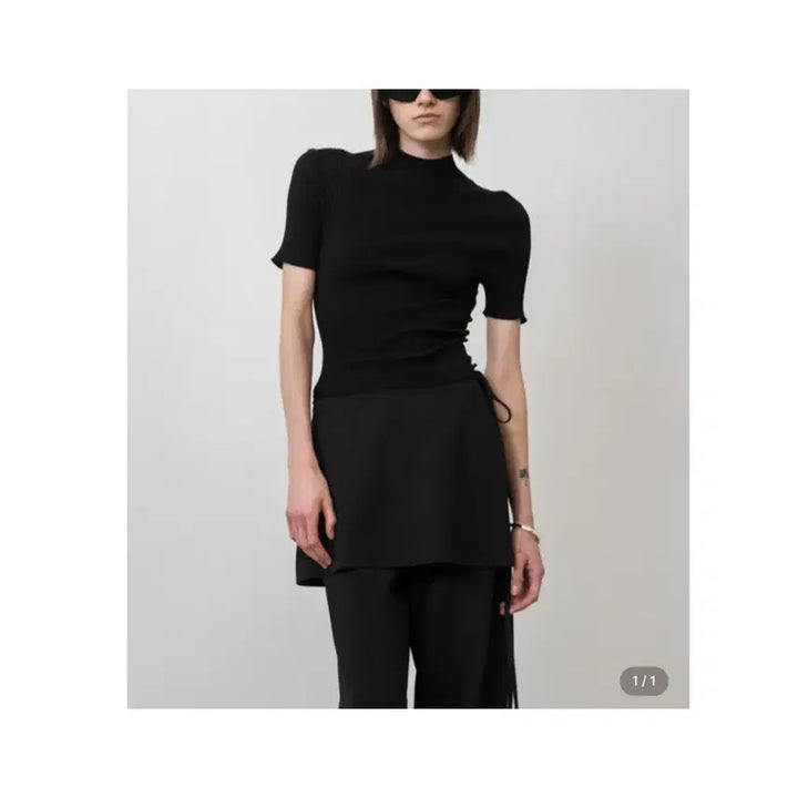 [BUNJANG] TOB D El Hologament Ribbed Knit Top - Black, M / 토브드 엘 홀가먼트 골지 니트탑- 블랙,M