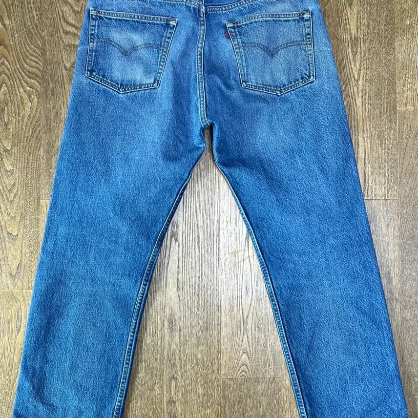 [SOLD OUT] 빈티지 리바이스 90s 501xx 35/30(실33-34) 발렌시아