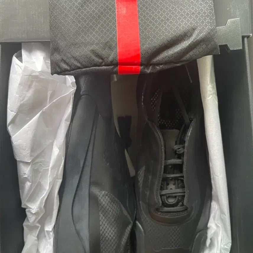 [BUNJANG] Adidas Prada Luna Rossa Black Sneakers / 아디다스 프라다 루나 로사 블랙 245