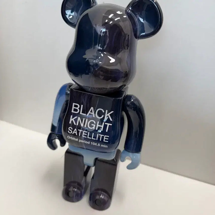 [BUNJANG] Bearbrick Black Knight Satellite 400% Figure / 베어브릭 블랙 나이트 새틀라이트 400%