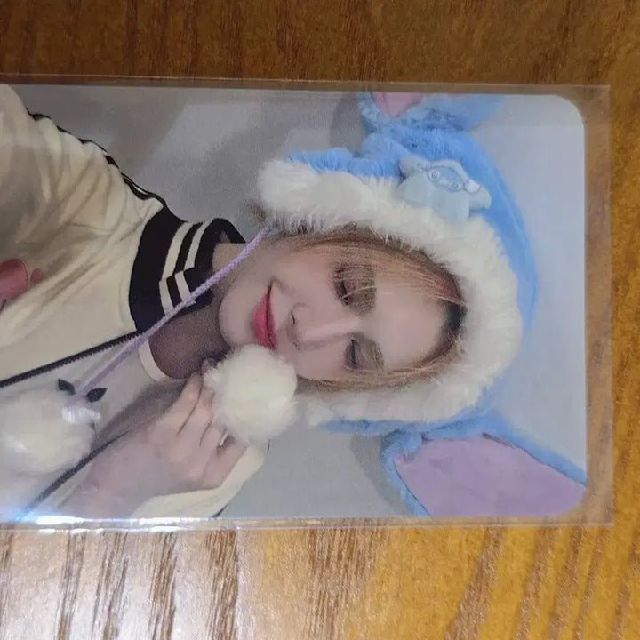 [BUNJANG] XLOV Stitch POB Photocard / XLOV 엑스러브 스티치 미공포
