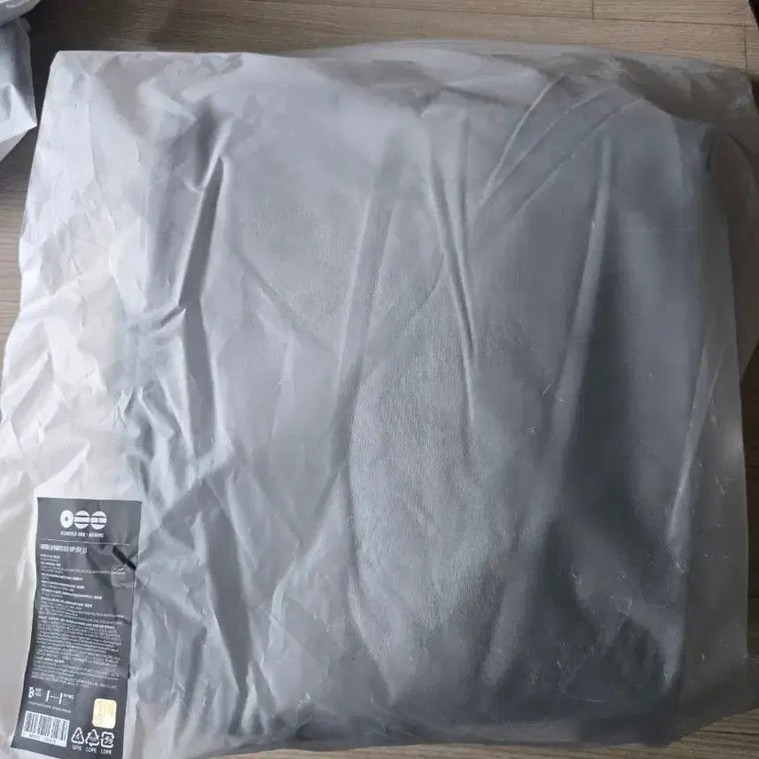 [SOLD OUT] BTS 월드투어 아리랑 후드티 &amp; 팬츠 세트 그레이 (L)