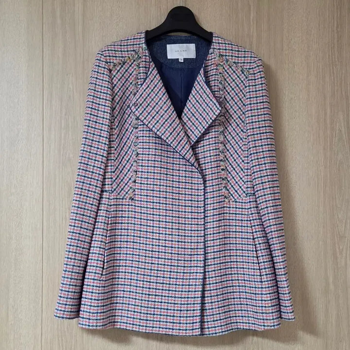 [BUNJANG] On&amp;On Tweed Jacket Pink Spring/Fall Size 2 (55) / (거의새것) 온앤온 (on&amp;on) 봄가을 트위드 자켓