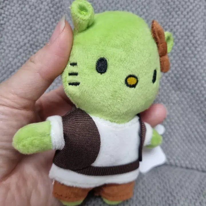 [BUNJANG] Hello Kitty Shrek Collaboration Doll Keychain / 헬로키티 슈렉 콜라보 인형 키링 슈렉키티