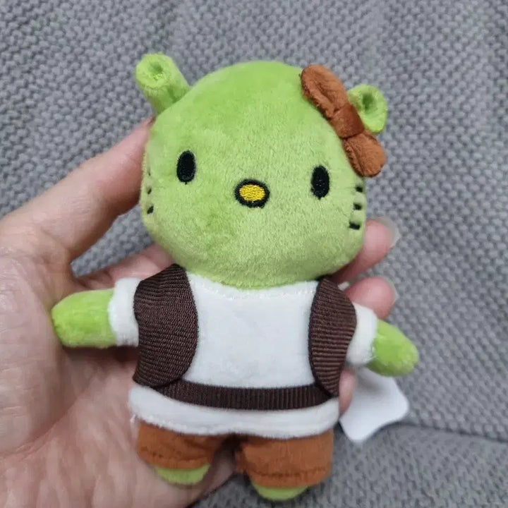 [BUNJANG] Hello Kitty Shrek Collaboration Doll Keychain / 헬로키티 슈렉 콜라보 인형 키링 슈렉키티