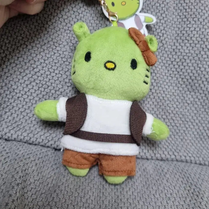 [BUNJANG] Hello Kitty Shrek Collaboration Doll Keychain / 헬로키티 슈렉 콜라보 인형 키링 슈렉키티
