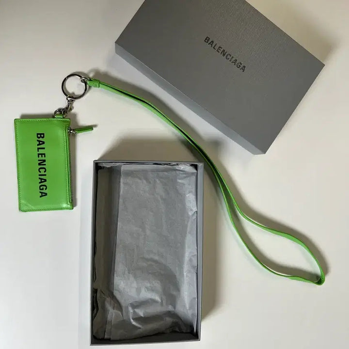 [BUNJANG] Balenciaga Card Wallet Strap - Green / 발렌시아가 카드지갑 스트랩 그린 풀박스