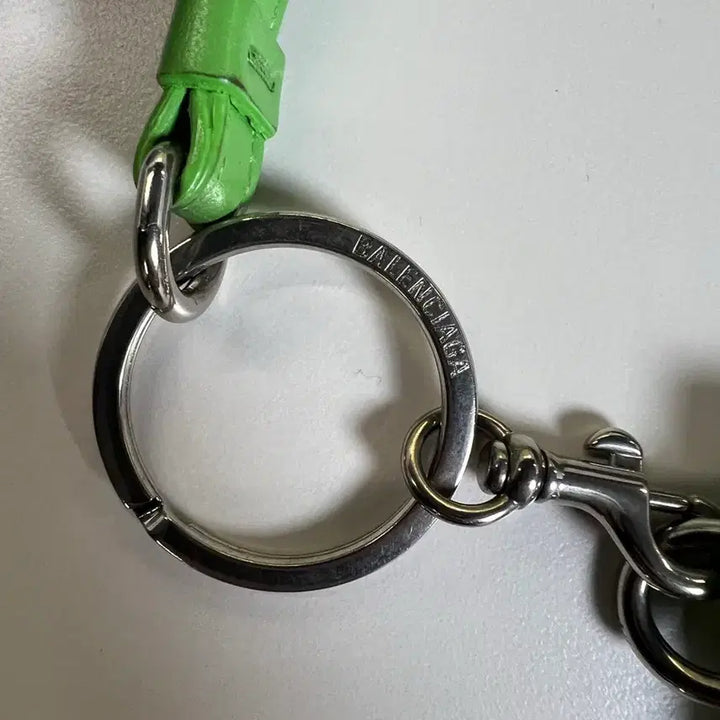 [BUNJANG] Balenciaga Card Wallet Strap - Green / 발렌시아가 카드지갑 스트랩 그린 풀박스