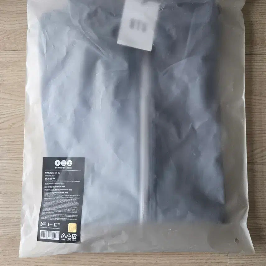 [BUNJANG] BTS Arirang Windbreaker Jacket (Gray) - XL / BTS 월드투어 아리랑 바람막이 윈드자켓(그레이)