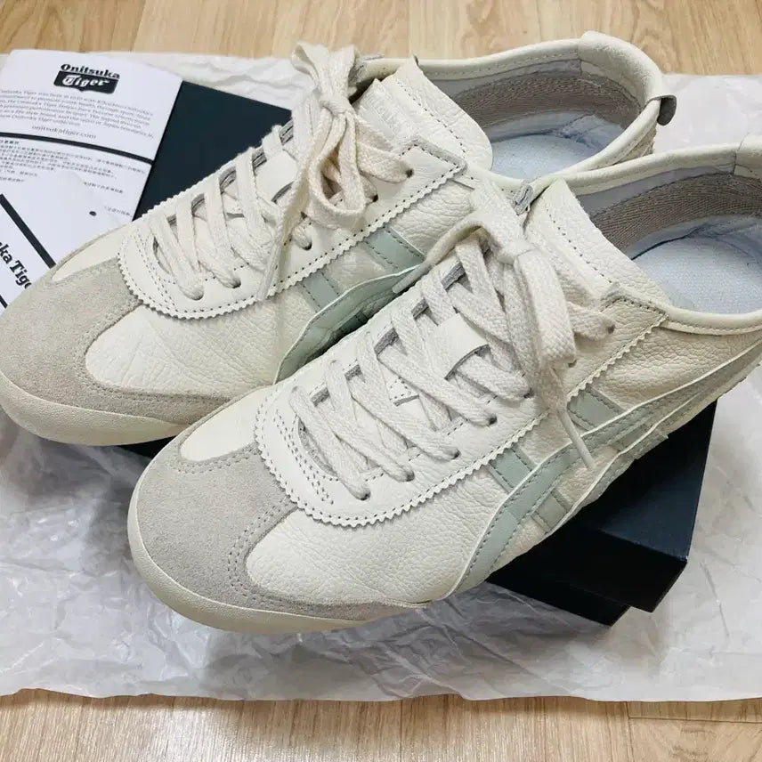 [SOLD OUT] 오니츠카타이거 멕시코66 크림 라이트 세이지 255