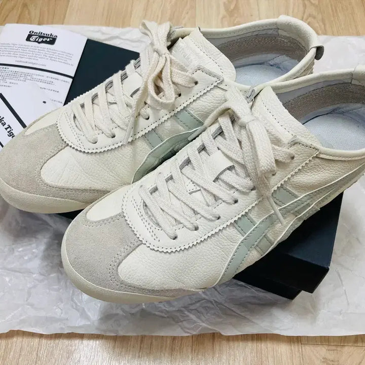 [SOLD OUT] 오니츠카타이거 멕시코66 크림 라이트 세이지 255