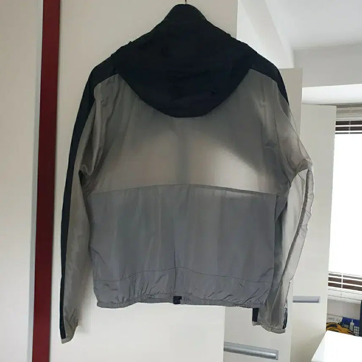 [BUNJANG] PRADA Windbreaker Jacket / PRADA 프라다 바람막이 점퍼 자켓