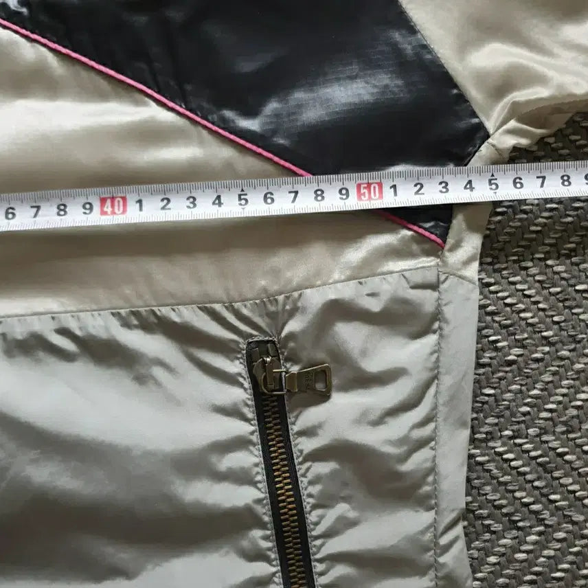 [BUNJANG] PRADA Windbreaker Jacket / PRADA 프라다 바람막이 점퍼 자켓