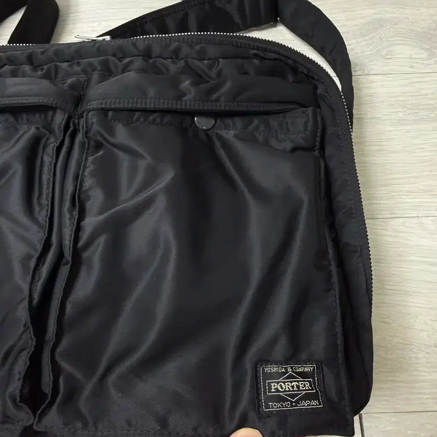 [BUNJANG] Porter Yoshida Tanker XL Shoulder Bag / Porter 요시다 포터 탱커 숄더백 xl