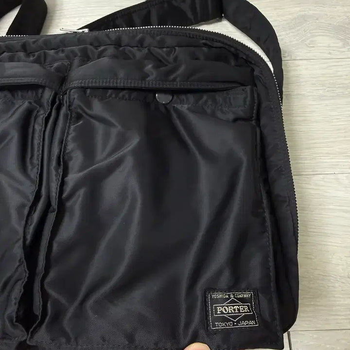 [BUNJANG] Porter Yoshida Tanker XL Shoulder Bag / Porter 요시다 포터 탱커 숄더백 xl