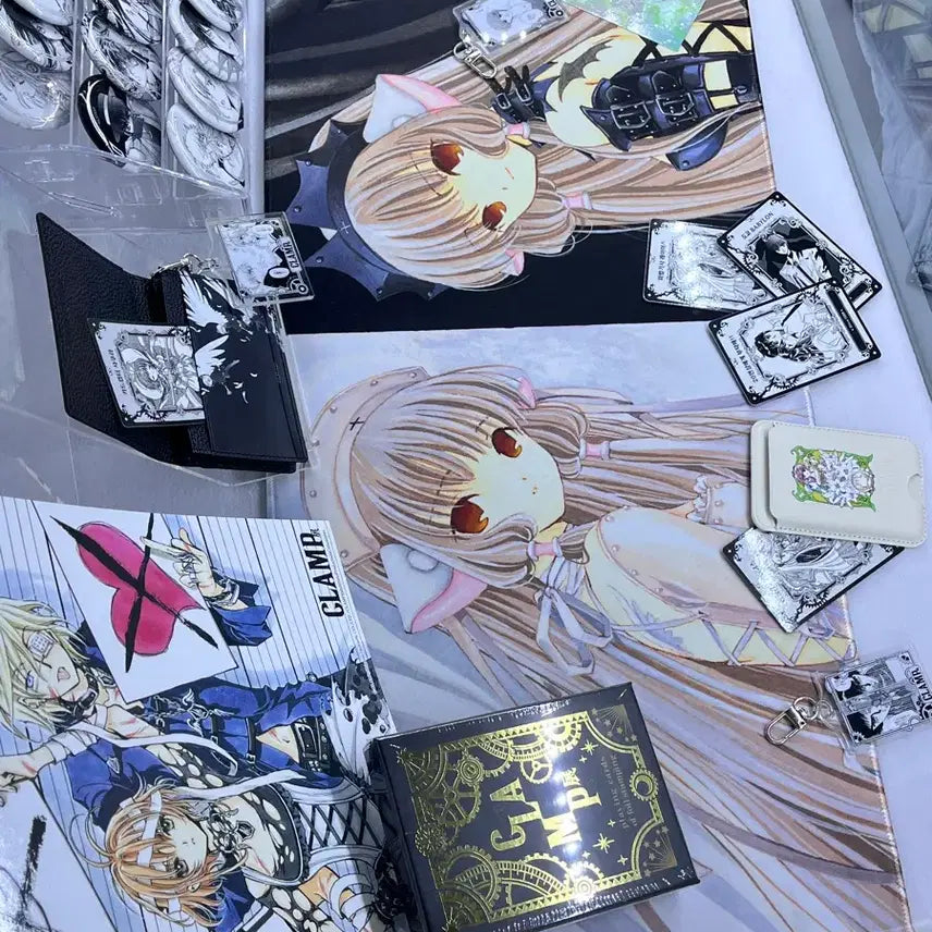 [SOLD OUT] CLAMP 클램프전 쵸비츠 장패드