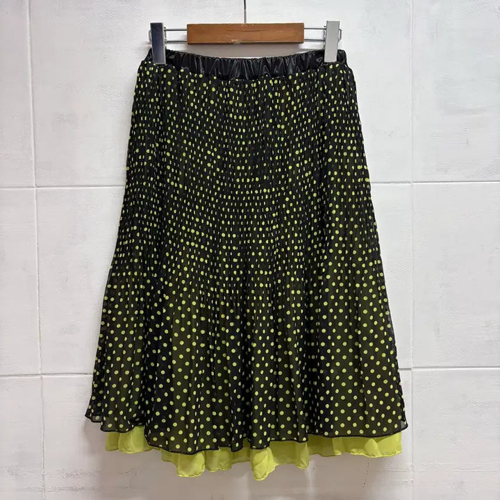 [BUNJANG] JPN Dot Layered Pleated Y2K Skirt / 도트 레이어드 플리츠 키치 Y2K 스커트 JPN