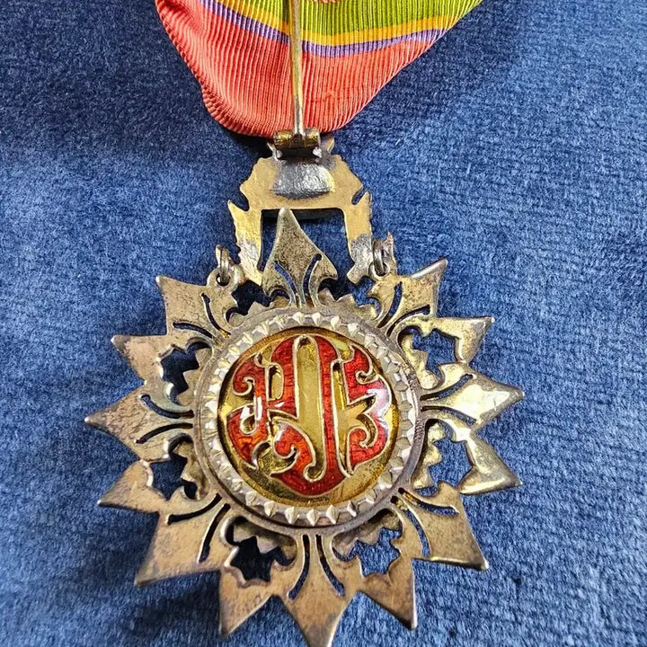 [BUNJANG] Thailand Most Exalted Order of the White Elephant Commander Grade Medal / 태국 백상훈장. (훈3등급)