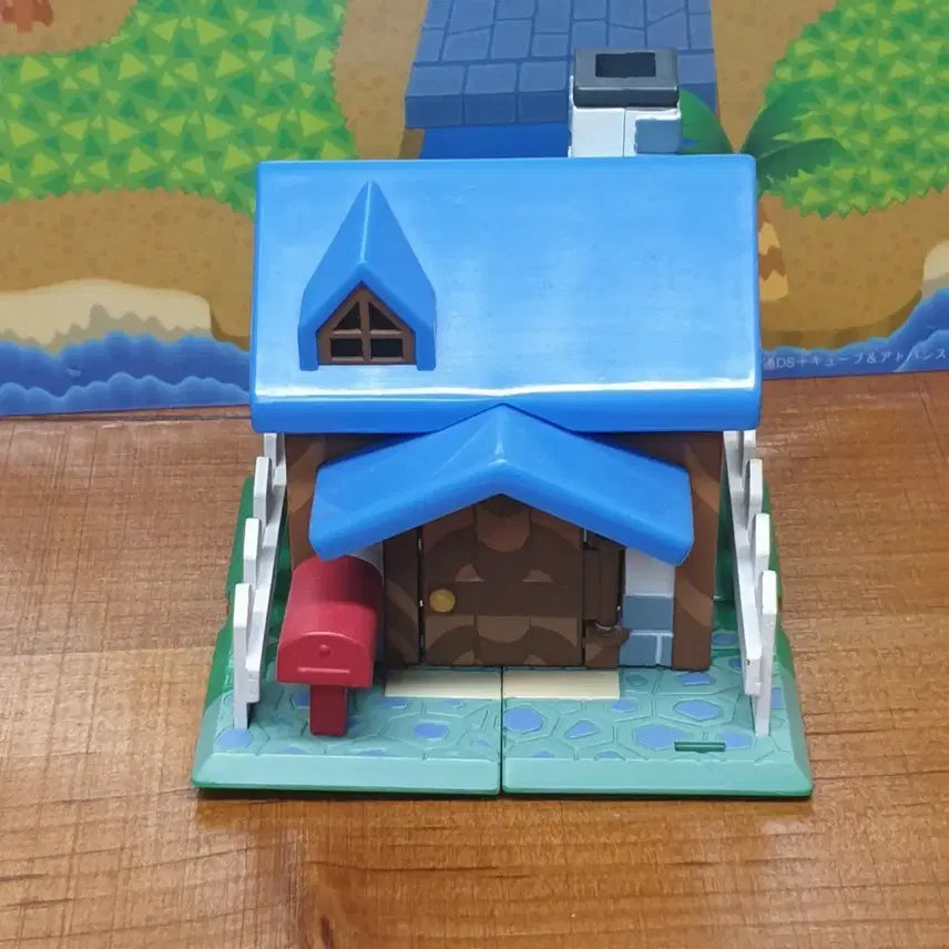 [SOLD OUT] 동물의숲 고전 파란지붕 집 피규어 고전가챠