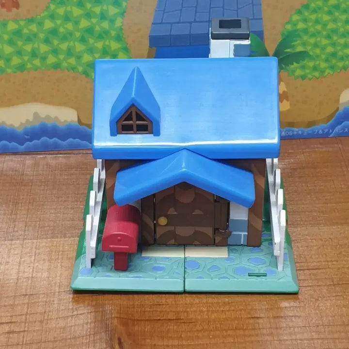 [SOLD OUT] 동물의숲 고전 파란지붕 집 피규어 고전가챠
