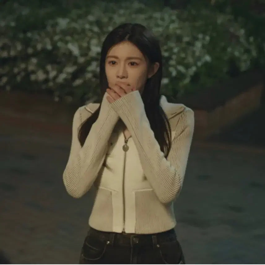 [BUNJANG] Videble Cross Cargo Colorblock Cardigan Ivory S / 새상품)비데블 크로스카고 배색가디건 아이보리S