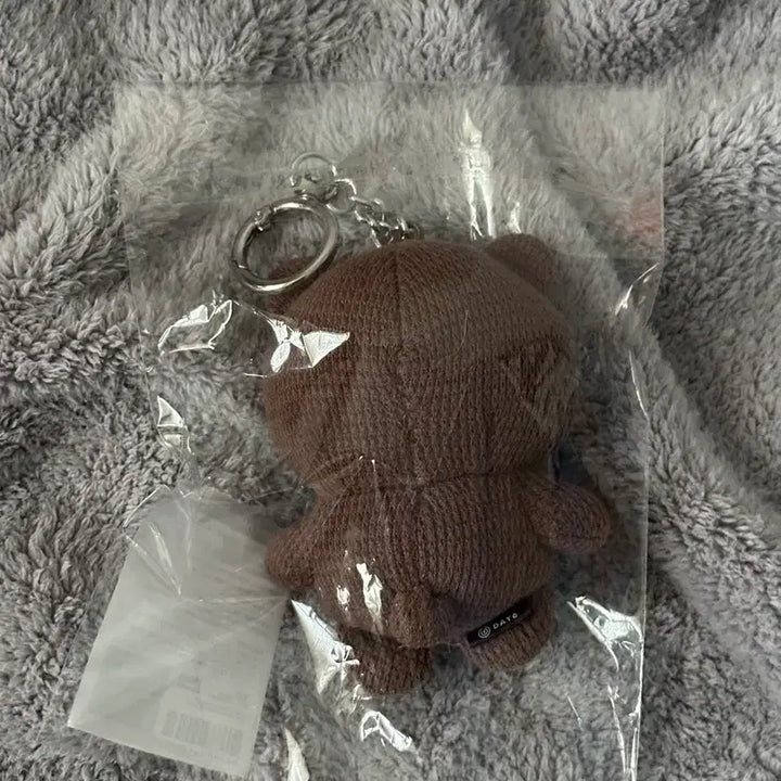 [SOLD OUT] 데이식스 뜨게 방 새상품 원가이하