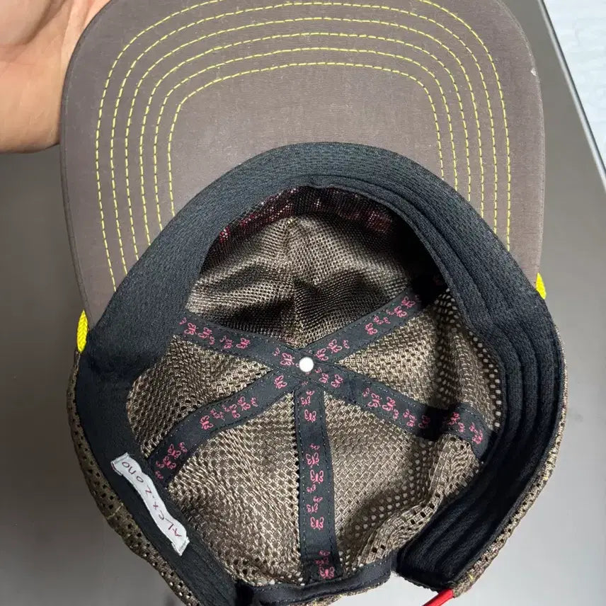 [BUNJANG] Alex Zuno 10 Toes Express Trucker Hat Brown / 알렉스 조노 텐 토우 익스프레스 트러커 햇 브라운