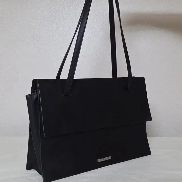 [BUNJANG] NILLRING 10 AM Shoulder Bag / 닐링 (NILLRING) 가방 오전 10시 숄더백