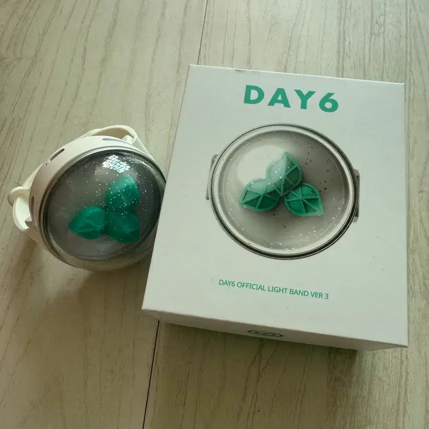 [SOLD OUT] 데이식스 마데워치3 풀구성