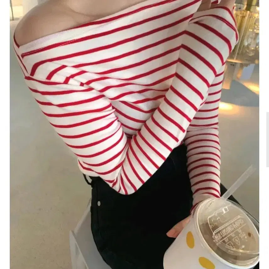 [BUNJANG] Dark Romance Stripe Spandex T-Shirt - Red / 다크로맨스 스트라이프 스판 티셔츠 - 레드