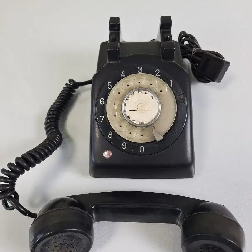[BUNJANG] Geumseong GS-1 Rotary Dial Telephone / 근대사 수집 자료 옛날 민속품 희귀 골동품 금성 다이얼 전화기
