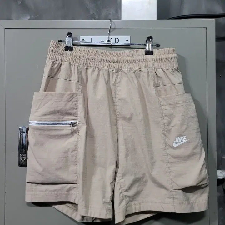 [BUNJANG] Nike Cargo Shorts - L Size / NIKE 나이키 카고 반바지 L사이즈