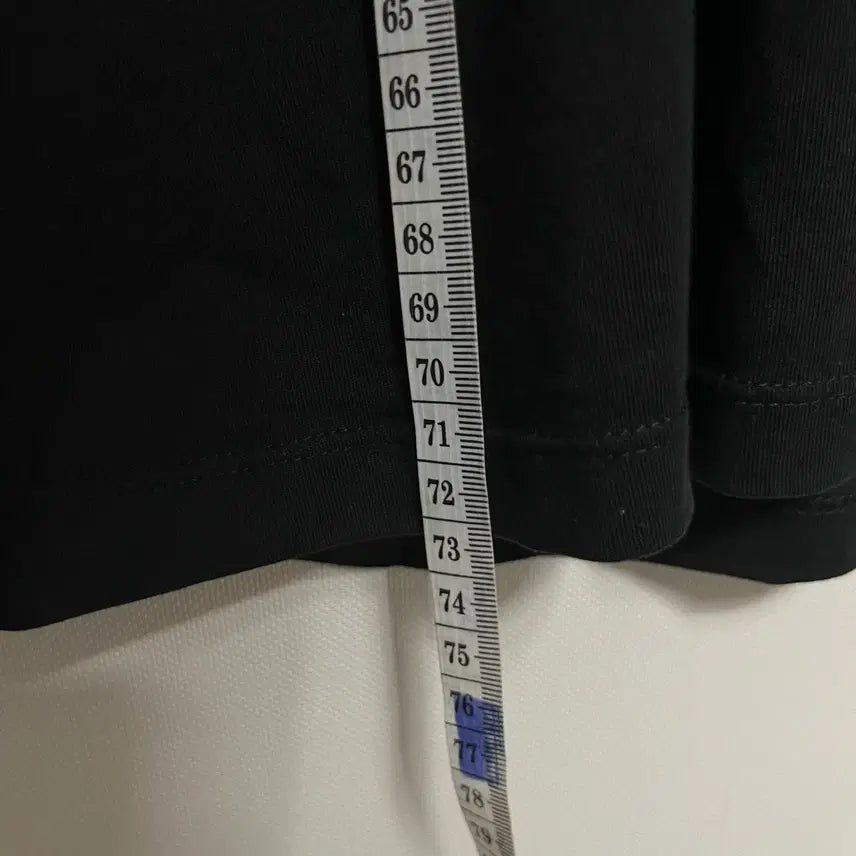 [BUNJANG] 로에베 아나그램 블랙 반팔 티셔츠 L / 로에베 아나그램 블랙 반팔 티셔츠 L
