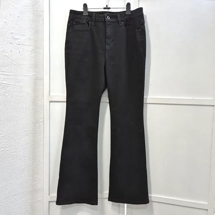 [BUNJANG] Guess Bootcut Black Denim Pants (Women&