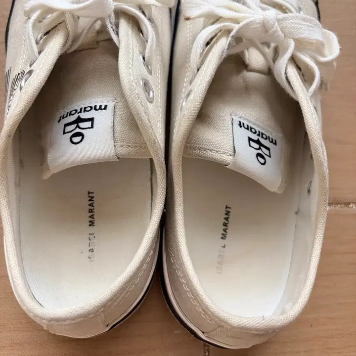 [SOLD OUT] 이자벨마랑 빈쿠 스니커즈 38