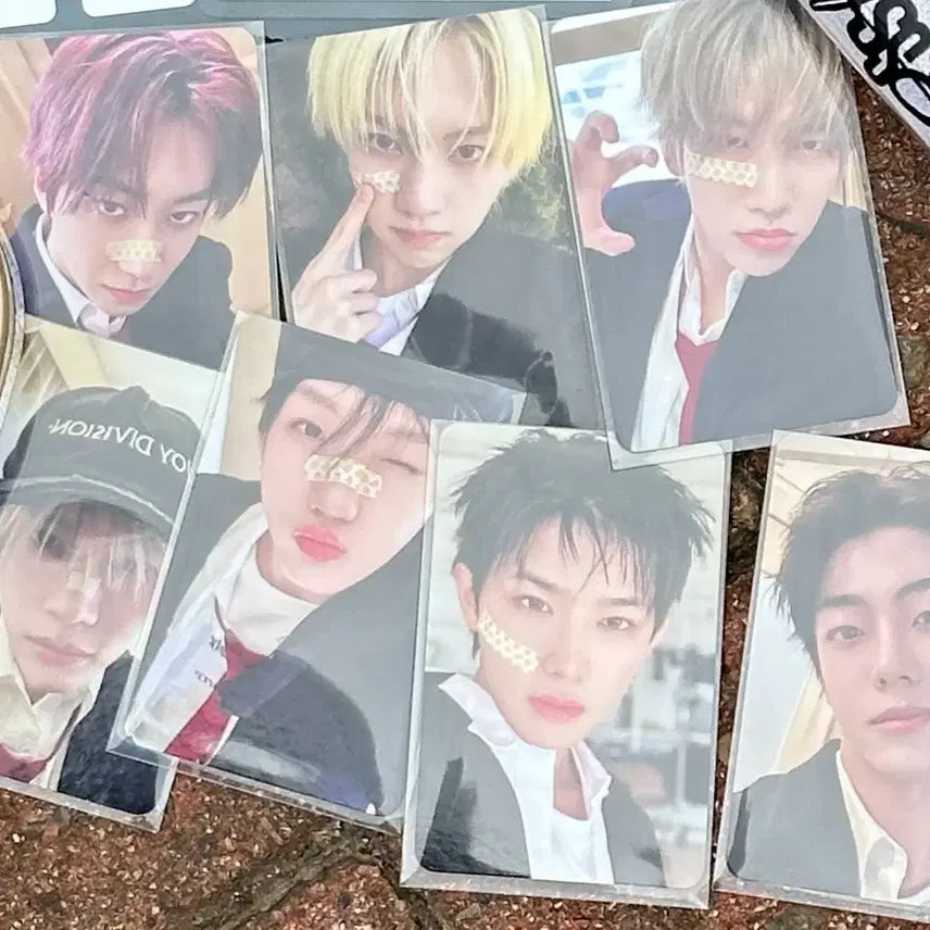 [SOLD OUT] 모디세이 뮤뱅 공방 사녹 교복 포카 1세트