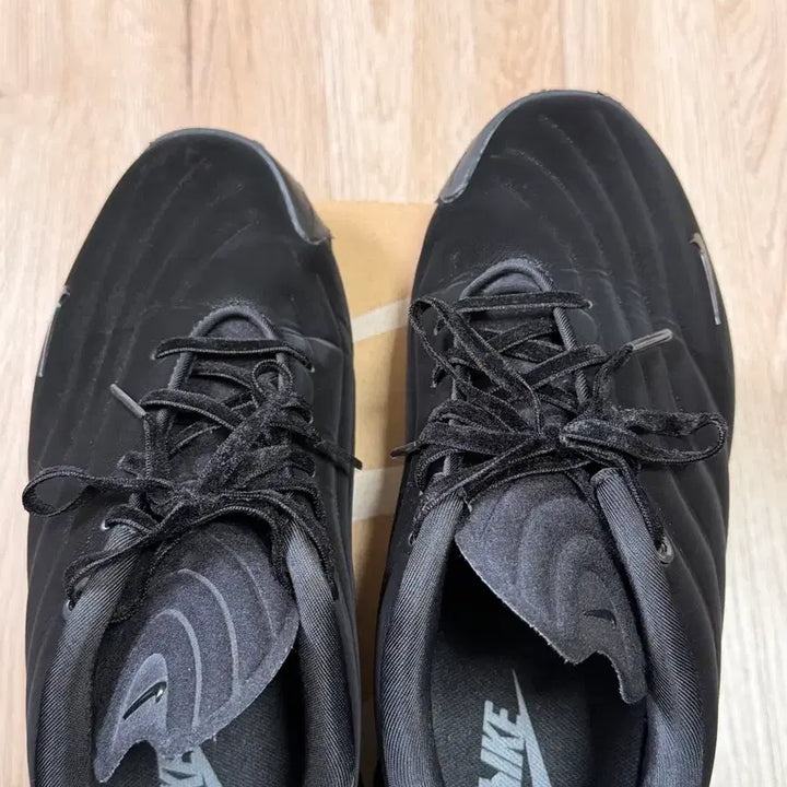 [SOLD OUT] 나이키 w astra ultra 245 아스트라 울트라 블랙 (중고)