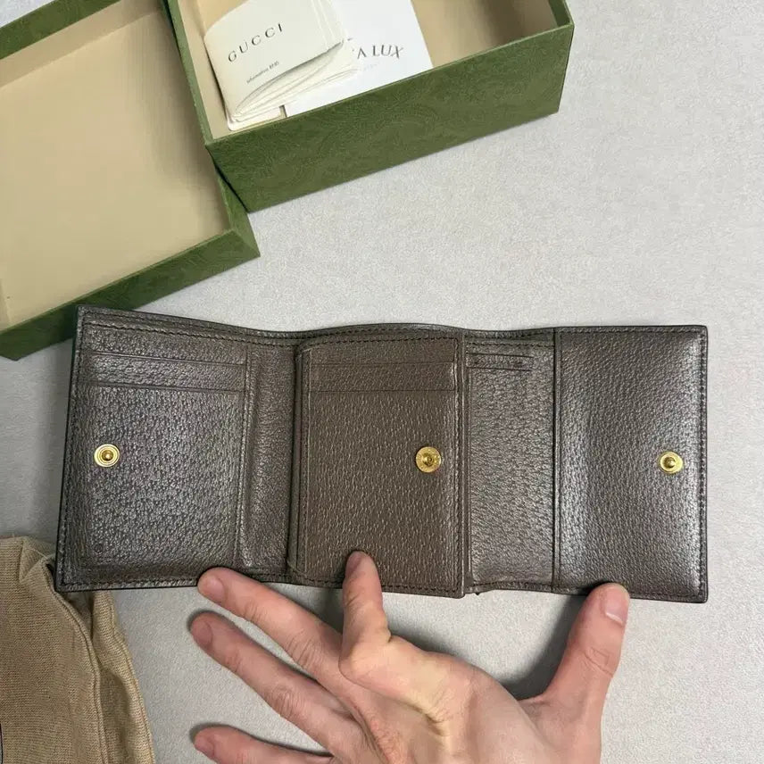 [BUNJANG] Gucci Ophidia GG Supreme Tri-fold Wallet / 구찌 오피디아 GG 수프림 3단 반지갑 523174