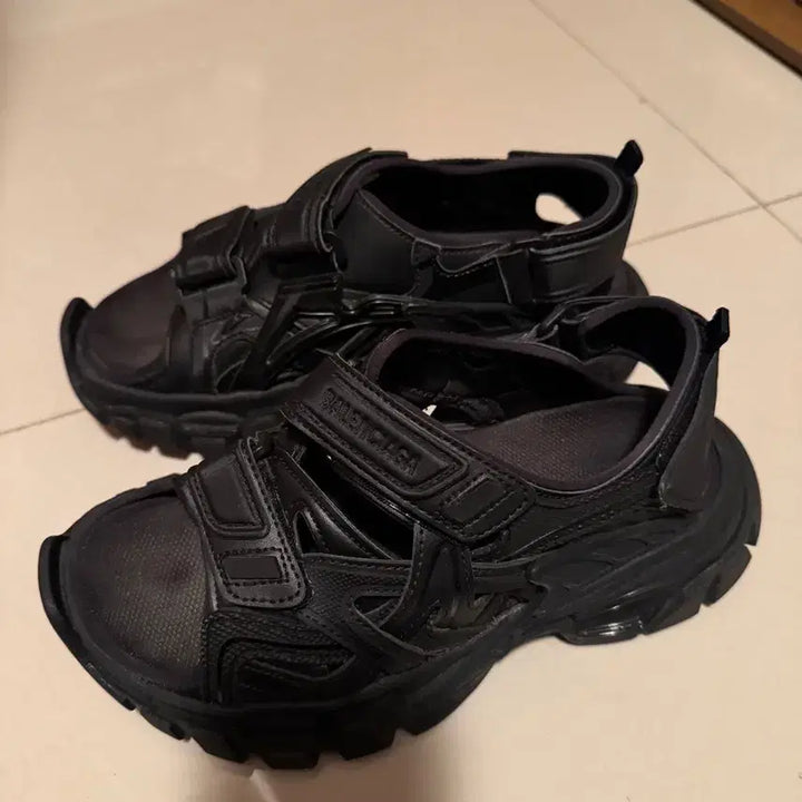 [BUNJANG] Balenciaga Track Sandals UK2 / BALENCIAGA 발렌시아가 트랙샌들 uk2