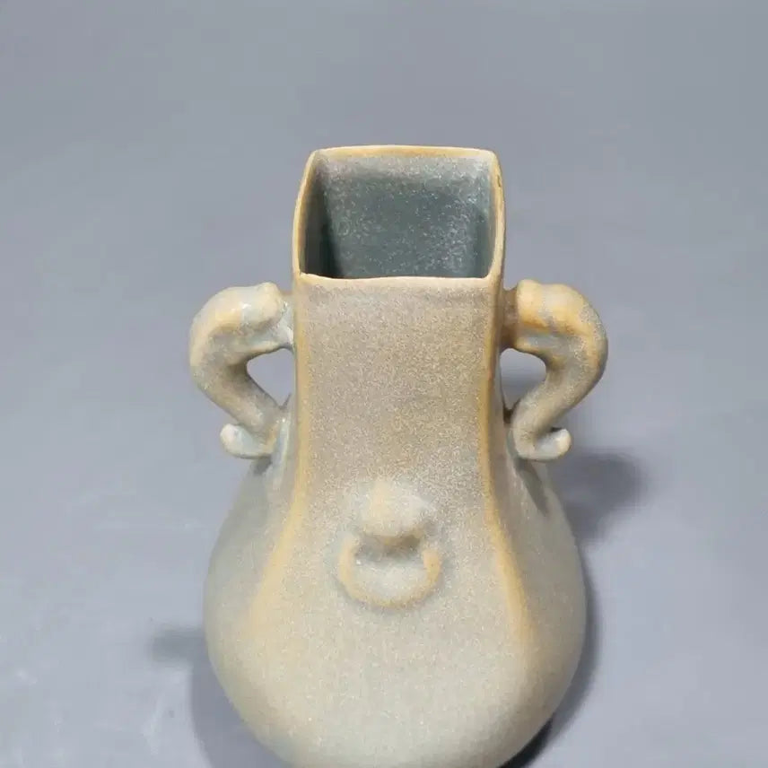 [BUNJANG] Song Dynasty Ruyao Celadon Porcelain / 송대 여요양이병. 고18.5