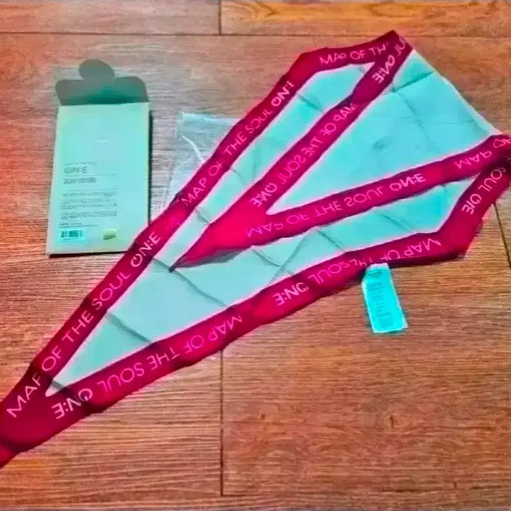 [BUNJANG] BTS Map of the Soul Scarf / 새상품) bts  맵오브더솔 스카프 판매합니다