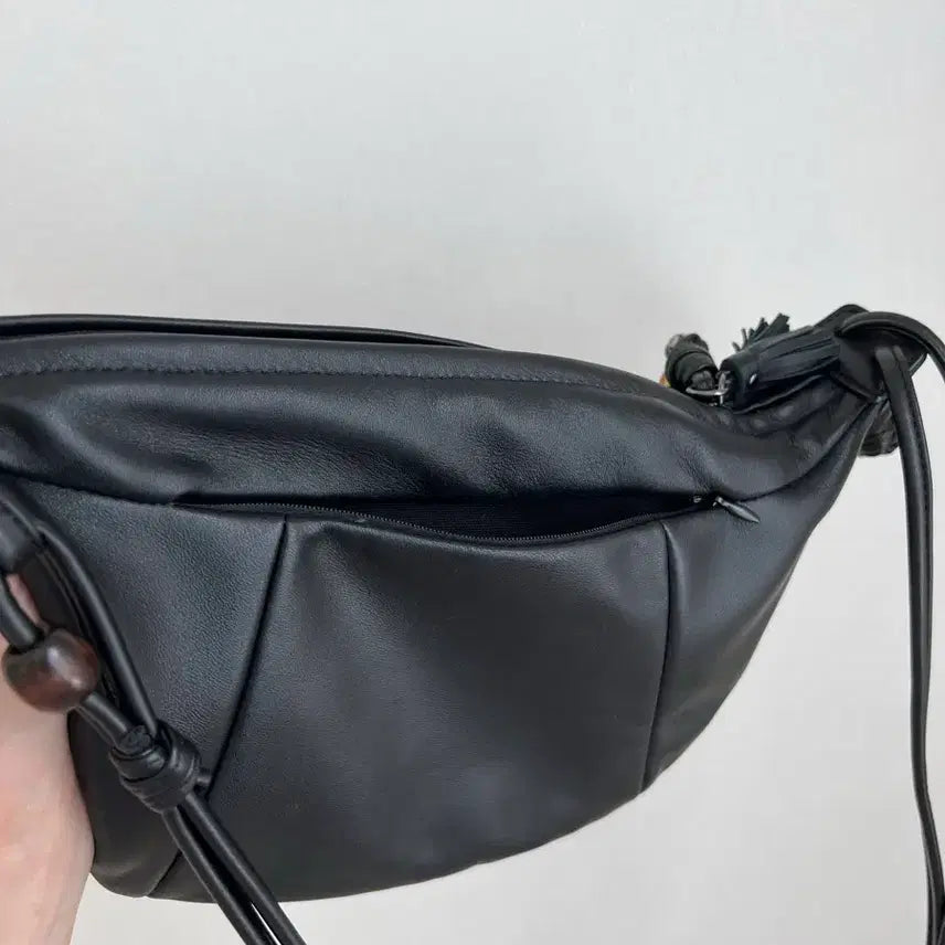 [BUNJANG] Bruno Magli Lambskin Crossbody Bag / 브루노말리 - 양가죽 크로스백