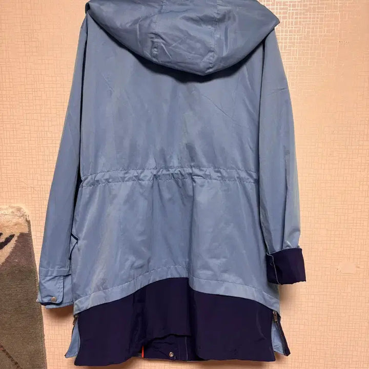[BUNJANG] Bang Bang Color-Blocked Hooded Windbreaker Jacket / 뱅뱅 바람막이 후드 자켓